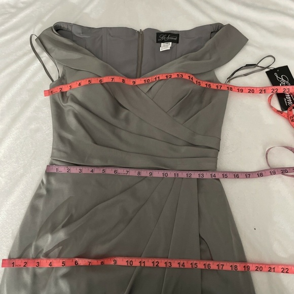 NWT La Femme [SZ 6 ] Surplice Off the Shoulder Column Gown in Pewter‎ - Picture 3 of 12